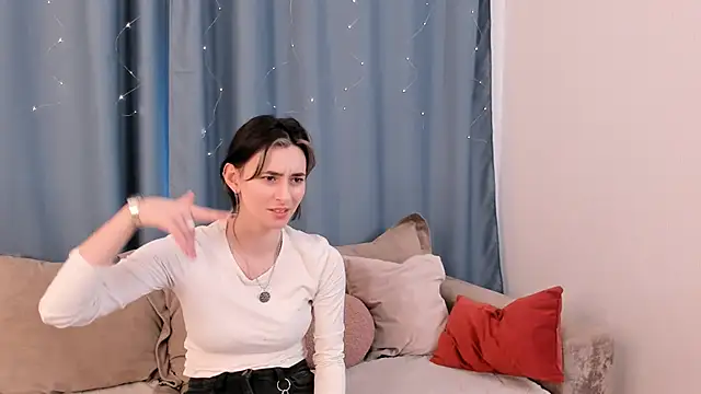 Snapshot of JackiYoss chatting on February 2026 08:19:01 AM JackiYoss online show from February 2026 08:19:01 AM