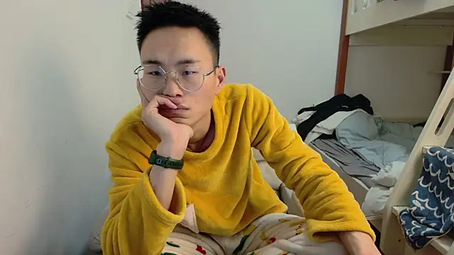 Snapshot of Aint686 chatting on March 2026 01:04:01 PM Aint686 online show from March 2026 01:04:01 PM