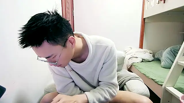 Snapshot of Aint686 chatting on April 2026 10:51:01 PM Aint686 online show from April 2026 10:51:01 PM