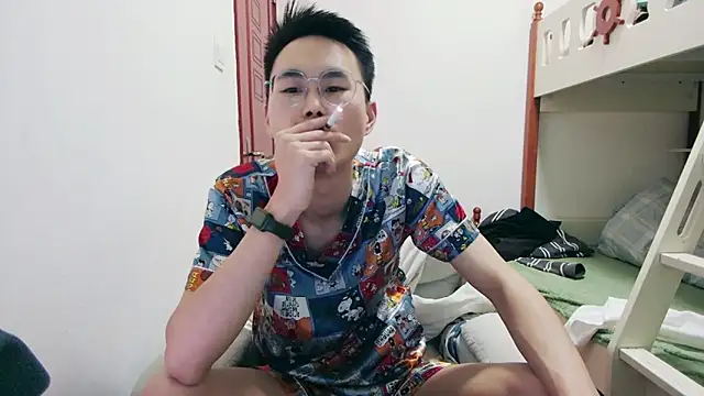 Snapshot of Aint686 chatting on April 2026 02:55:02 PM Aint686 online show from April 2026 02:55:02 PM