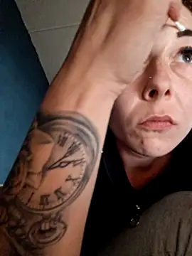 dewimp1 online show from April 2026 03:16:01 PM