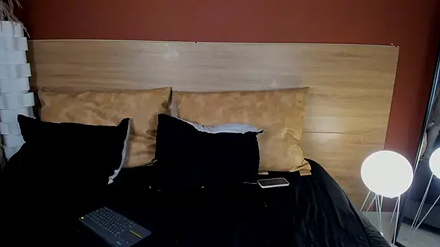 Snapshot of scarlett25__ chatting on February 2026 08:16:01 PM scarlett25 online show from February 2026 08:16:01 PM