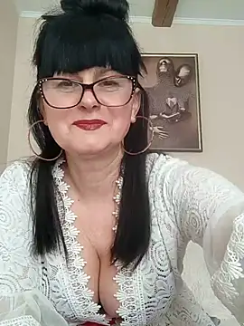 Snapshot of AliceSwan57 chatting on February 2026 10:53:02 AM AliceSwan57 online show from February 2026 10:53:02 AM