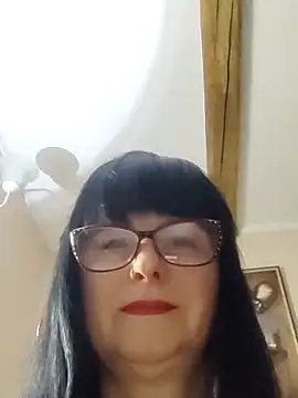 Snapshot of AliceSwan57 chatting on February 2026 05:24:01 AM AliceSwan57 online show from February 2026 05:24:01 AM