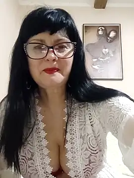 Snapshot of AliceSwan57 chatting on February 2026 06:04:01 PM AliceSwan57 online show from February 2026 06:04:01 PM