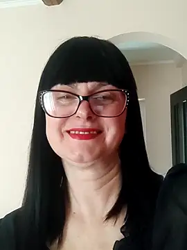 Snapshot of AliceSwan57 chatting on April 2026 07:22:01 AM AliceSwan57 online show from April 2026 07:22:01 AM
