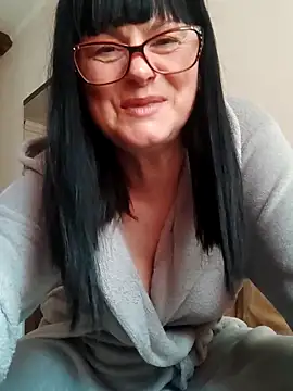 Snapshot of AliceSwan57 chatting on May 2026 05:36:01 AM AliceSwan57 online show from May 2026 05:36:01 AM