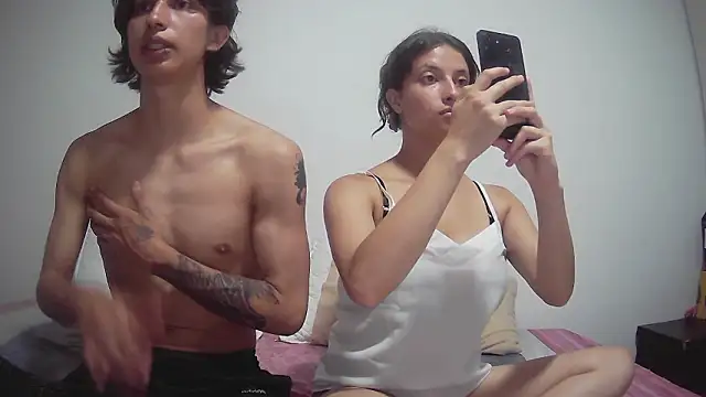 NezhandScyla online show from March 2026 03:12:01 AM