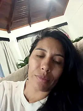 LizaLorini online show from April 2026 01:31:02 AM