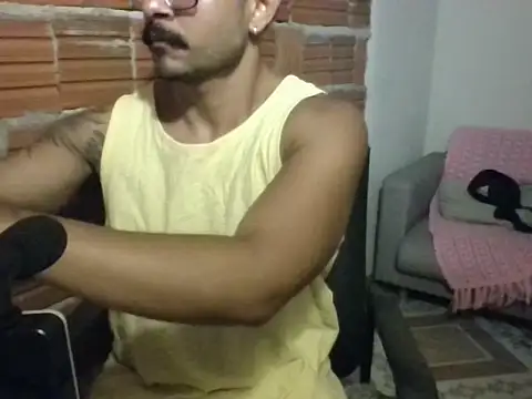 moreno18rn online show from April 2026 01:49:02 PM