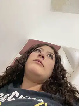 Snapshot of lizzy_luminair chatting on February 2026 01:36:01 AM lizzy luminair online show from February 2026 01:36:01 AM