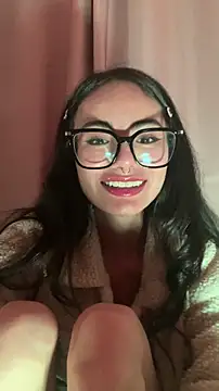  Lucycherry online show from June 2026 04:37:01 AM