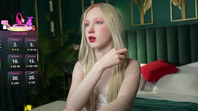 Snapshot of Sia_Hart chatting on February 2026 05:52:01 PM Sia Hart online show from February 2026 05:52:01 PM