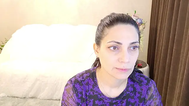 LovelyBeatrice online show from February 2026 06:20:01 AM