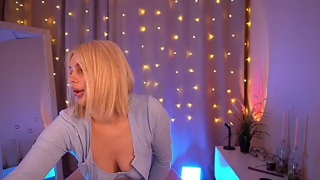 AmeliaWeells online show from February 2026 05:03:01 AM