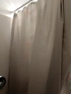 Snapshot of BusyB1983 chatting on February 2026 08:15:02 AM BusyB1983 online show from February 2026 08:15:02 AM