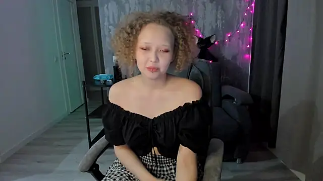 Senya Sol online show from July 2026 09:30:02 PM