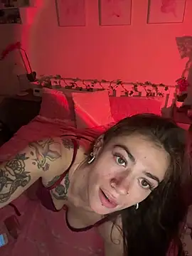 Snapshot of ValenciaTheVixenXX chatting on February 2026 08:18:02 PM ValenciaTheVixenXX online show from February 2026 08:18:02 PM