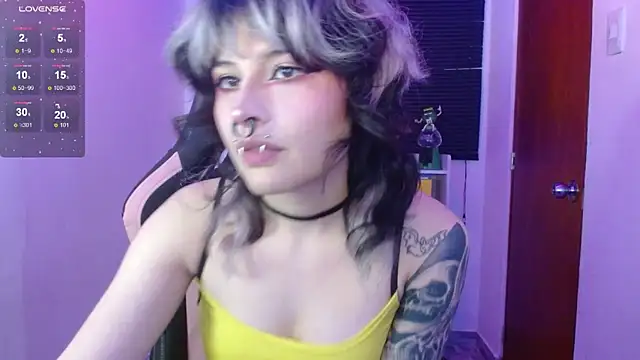 Snapshot of neena_nyx_ chatting on April 2026 10:24:02 PM neena nyx online show from April 2026 10:24:02 PM