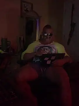 daddydonkey84 online show from April 2026 04:07:01 AM