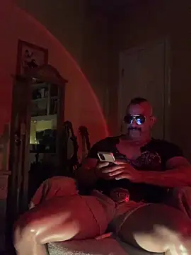 Snapshot of daddydonkey84 chatting on April 2026 07:00:01 AM daddydonkey84 online show from April 2026 07:00:01 AM