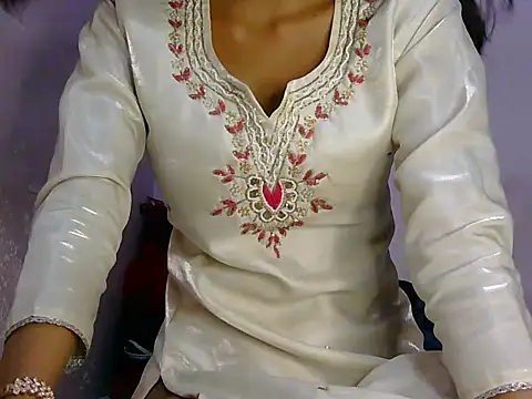 Snapshot of angelpriya_ chatting on April 2026 07:16:02 PM angelpriya online show from April 2026 07:16:02 PM