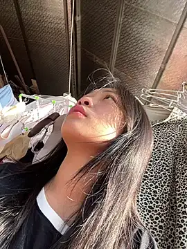 Lyn-be99 online show from March 2026 12:55:02 AM