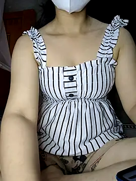 Snapshot of linhtay_ chatting on July 2026 07:31:01 PM linhtay online show from July 2026 07:31:01 PM