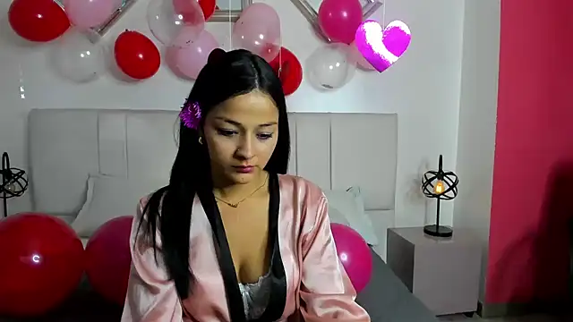 Snapshot of Minibombom chatting on February 2026 07:52:01 PM Minibombom online show from February 2026 07:52:01 PM