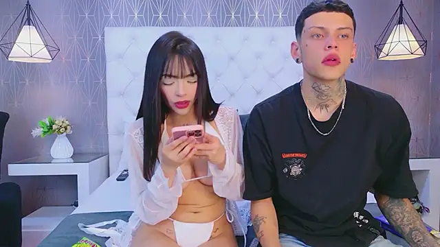 MadyAndEthan online show from February 2026 04:24:01 AM