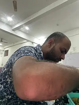 hardlysuck online show from March 2026 05:16:01 PM