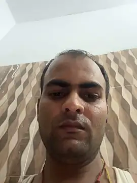 hardlysuck online show from May 2026 07:33:01 PM