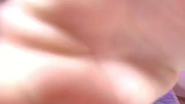 laumalove online show from March 2026 05:18:01 AM