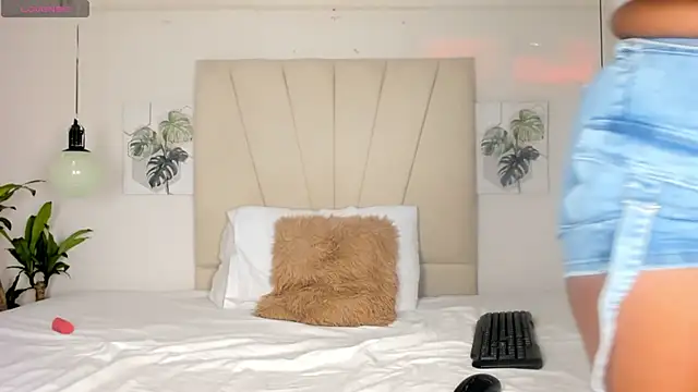 Snapshot of Ashley_Ebony__ chatting on February 2026 12:55:01 PM Ashley Ebony online show from February 2026 12:55:01 PM