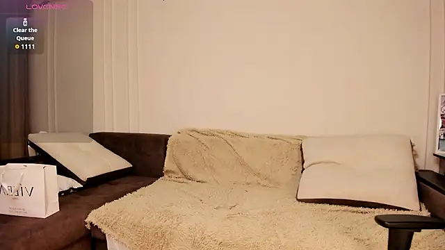 s00nie online show from February 2026 03:53:01 PM