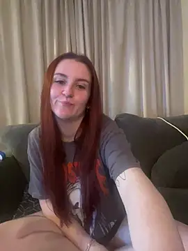 PoppySlut6999 online show from February 2026 09:44:01 PM