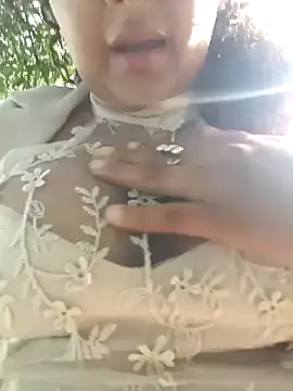 Adina Skaly online show from April 2026 10:02:02 PM