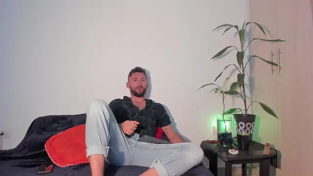 Snapshot of Erickpritz_xh chatting on April 2026 01:43:01 AM Erickpritz xh online show from April 2026 01:43:01 AM