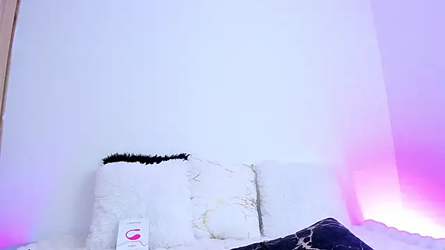 Axel nova online show from February 2026 01:42:01 PM