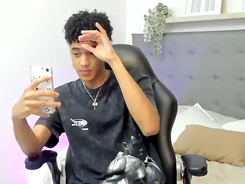 Snapshot of wes_gibbings chatting on February 2026 02:46:02 PM wes gibbings online show from February 2026 02:46:02 PM