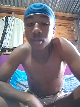 Snapshot of Peterveero12 chatting on February 2026 04:25:02 PM Peterveero12 online show from February 2026 04:25:02 PM