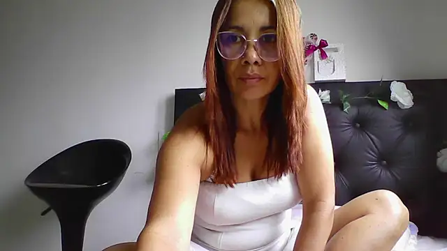 Snapshot of camila_star10 chatting on May 2026 05:09:02 PM camila star10 online show from May 2026 05:09:02 PM