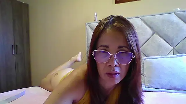 Snapshot of camila_star10 chatting on June 2026 12:17:01 PM camila star10 online show from June 2026 12:17:01 PM