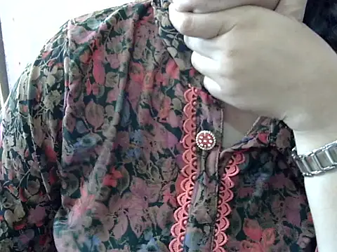 Cute Aliyaa online show from March 2026 10:37:01 AM