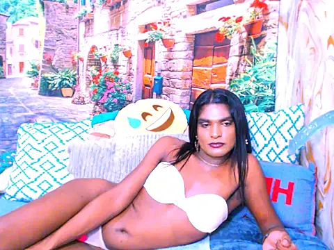 Snapshot of spicybarbie chatting on February 2026 07:01:01 AM spicybarbie online show from February 2026 07:01:01 AM