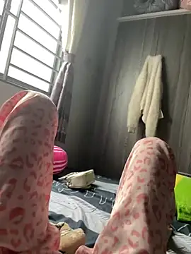 Snapshot of Phuonghot189 chatting on February 2026 06:45:02 AM Phuonghot189 online show from February 2026 06:45:02 AM