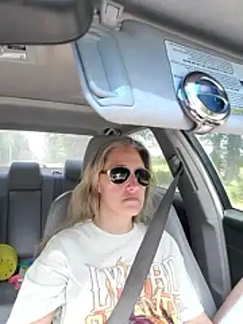 Sunflower0025 online show from April 2026 04:10:02 PM