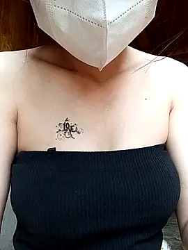 derylove  online show from April 2026 01:28:02 AM