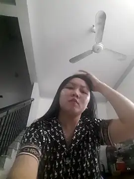 Heo xxinhxx online show from February 2026 04:27:02 PM