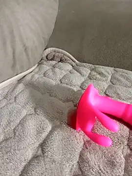 jhenyseducao online show from February 2026 12:59:02 PM